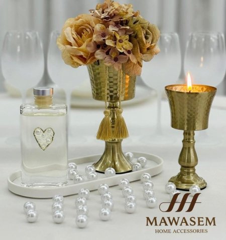 طقم اكسسوارات معطر ذهبي